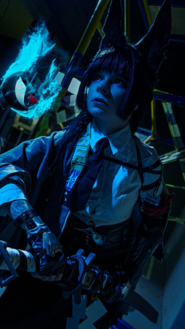 Hoshimi Miyabi cosplay